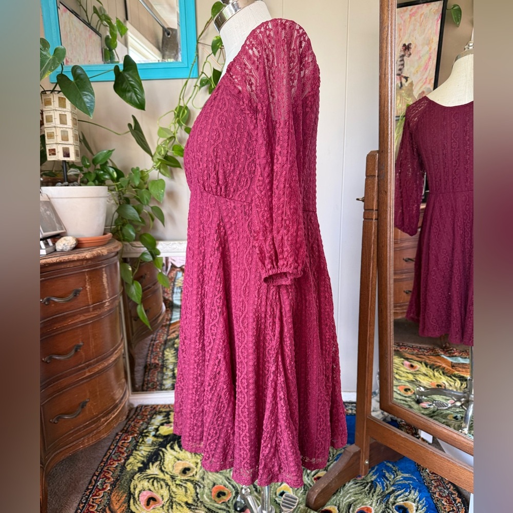 Torrid Mini Dress Fit Flare Burgundy Lace, Plus Size 1X (14-16) EUC - Picture 6 of 11